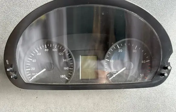Mercedes-Benz Sprinter W906 Speedometer (instrument cluster) A9065422101 A9065422701 A9064482421