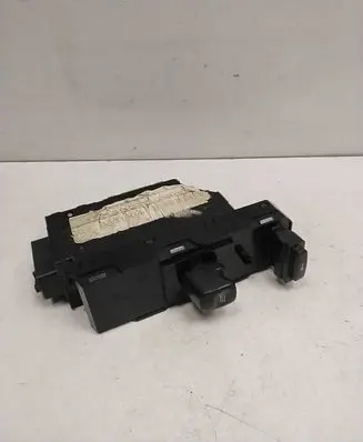 Volvo S60 Electric window control switch 30658147 MP101300045