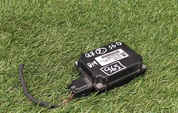 Audi Q7 4L Garage door switch 8E0909511A
