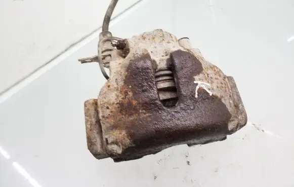 Volkswagen PASSAT B5 Front brake caliper
