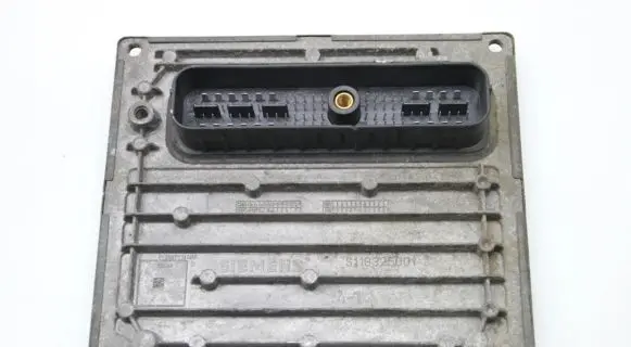 Ford Fiesta Engine control unit/module 6S6112A650FH