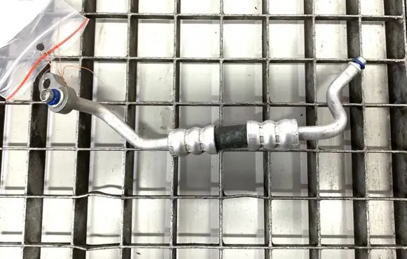 KIA Niro Air conditioning (A/C) pipe/hose