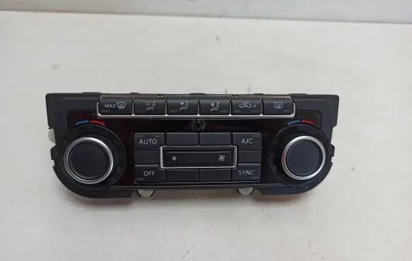 Volkswagen Tiguan Climate control unit 5K0907044GJ