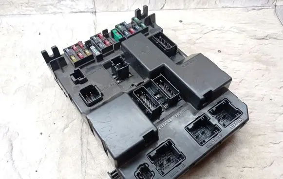 Peugeot 307 Comfort/convenience module 9651196880A 9651197580A 2891211103