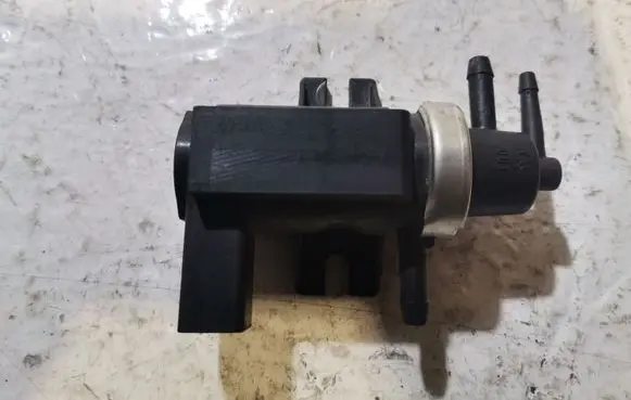 Skoda Fabia Mk1 (6Y) Turbo solenoid valve