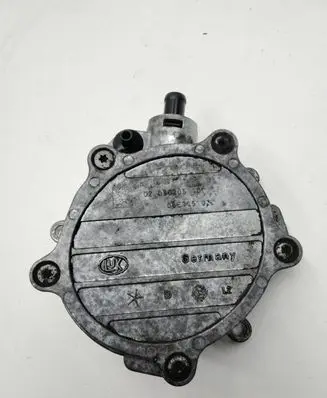 Audi A6 S6 C6 4F Vacuum pump 06E1451000D 02302051003062