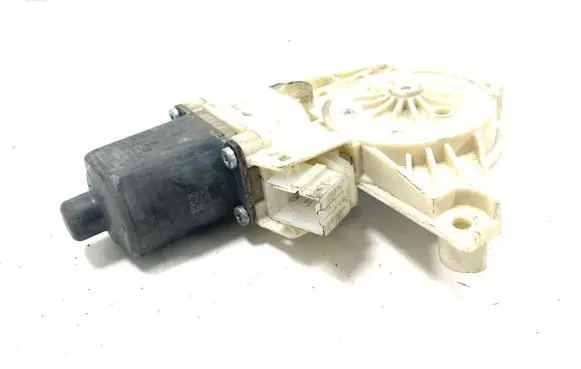 Mercedes-Benz C W204 Front door window regulator motor A2048200142 0130822503 971219100