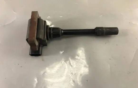 Mitsubishi Pajero Pinin High voltage ignition coil FK0138
