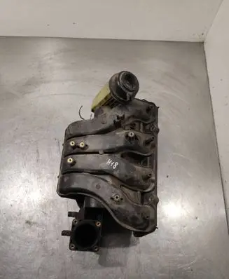Suzuki Grand Vitara II Intake manifold