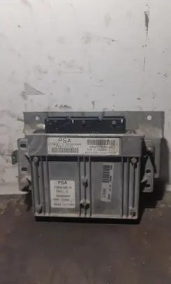 Citroen Xsara Engine control unit/module 21644729