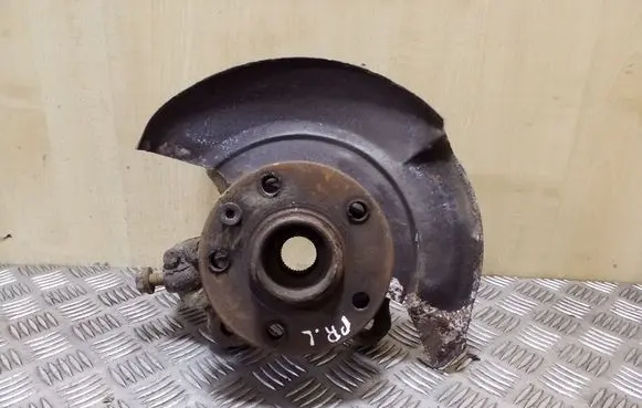 Volkswagen Transporter - Caravelle T4 Front wheel hub