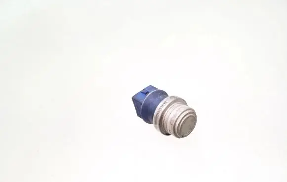 Volkswagen Transporter - Caravelle T4 Coolant temperature sensor 701919369C