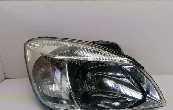 KIA Rio Headlight/headlamp 2357NA