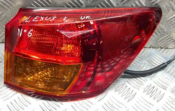 Lexus IS 220D-250-350 Rear/tail lights