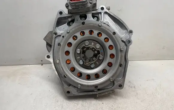 Honda Insight Battery charger (optional)