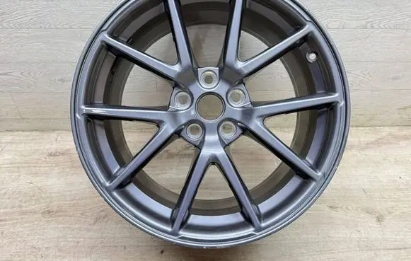 Tesla Model 3 R18 alloy rim 104426100A