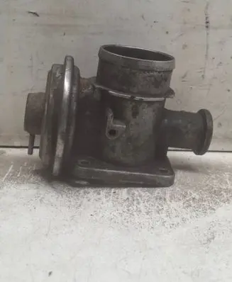 BMW 3 E46 EGR valve 72252300 99T148 2354070