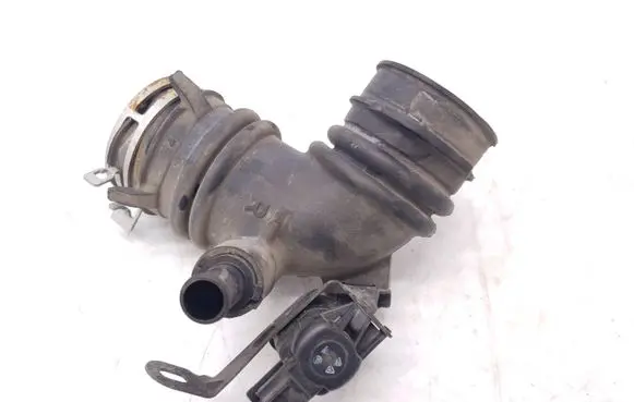 Toyota Yaris Air intake hose/pipe 178800Y030 178810Y030