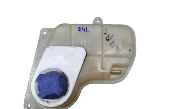 Audi A4 S4 B5 8D Coolant expansion tank/reservoir 8D0121407