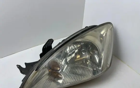 Mitsubishi Lancer Headlight/headlamp
