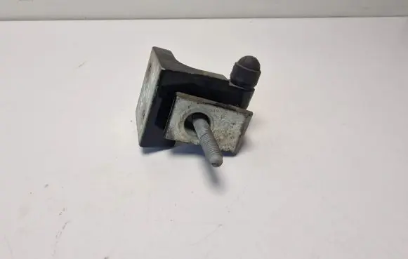 Audi Q7 4L Rear door upper hinge 7L0833401B