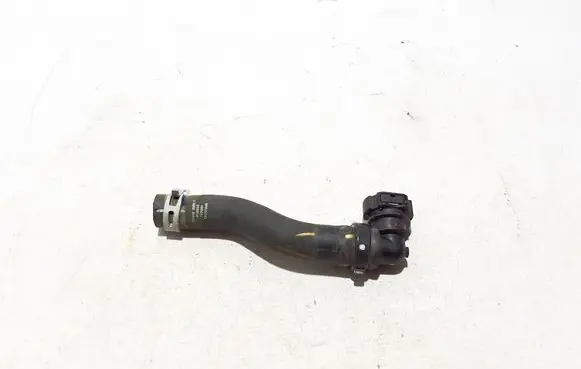 Nissan Qashqai J12 Engine coolant pipe/hose 924006UM2C