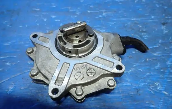 BMW 3 E92 E93 Vacuum pump ST968-M6-A