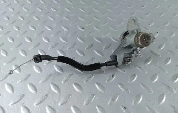 Audi A8 S8 D4 4H Tailgate exterior lock 8F0827573A 8F0827573