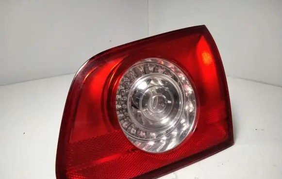 Volkswagen PASSAT B6 Tailgate rear/tail lights 3C9945094