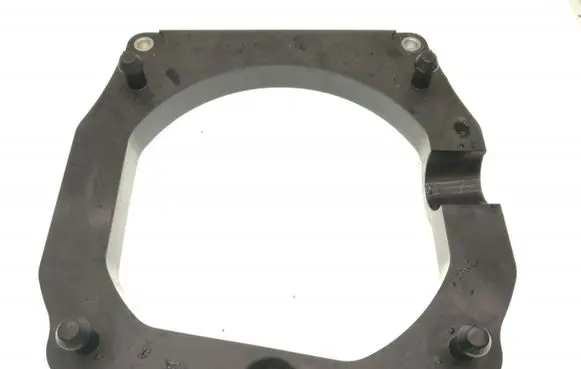 Audi A8 S8 D4 4H Fuel tank mounting bracket 4H0131979B