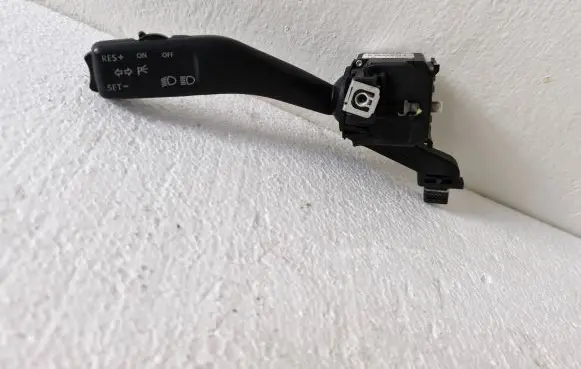 Volkswagen Golf V Indicator stalk 1K0953513A