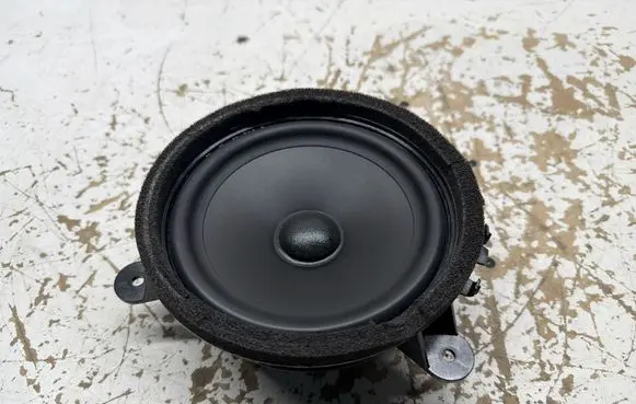 Volvo V60 Rear door speaker 8676891