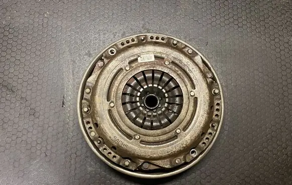 Opel Insignia A Clutch set kit 55564556 3082000551 644757072