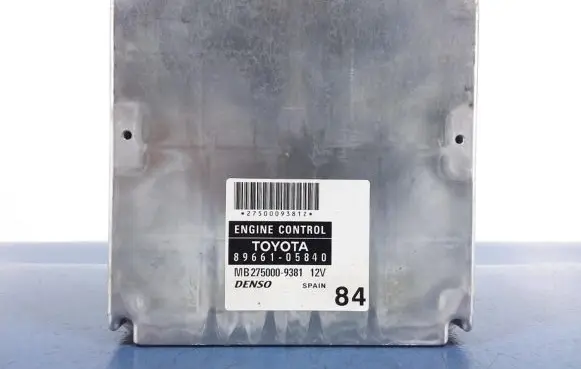 Toyota Avensis T250 Other control units/modules 89661-05840