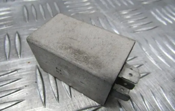 Renault Laguna I Other relay 7700811860