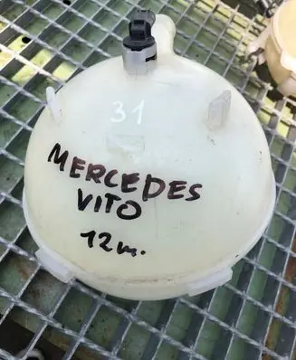 Mercedes-Benz Vito Viano W639 Coolant expansion tank/reservoir