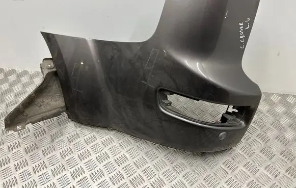 Rear bumper corner part panel trim