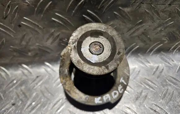 Opel Kadett E Water pump