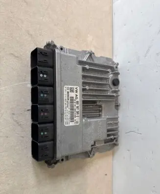 Audi Q5 SQ5 Engine control unit/module 06m907309g 4m0907559k 0261s18084