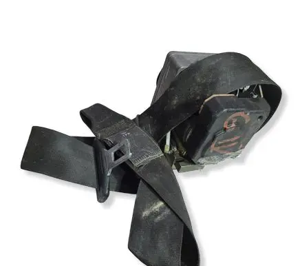 Volkswagen Golf IV Front seatbelt 1J3857706G