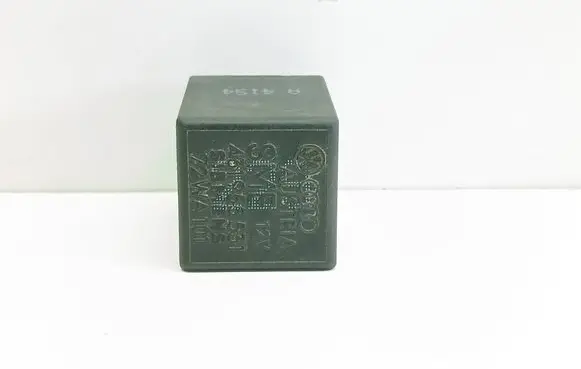 Audi A6 S6 C4 4A Other relay 431955531