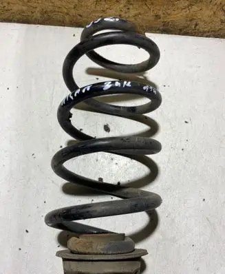 Nissan Juke I F15 Rear coil spring
