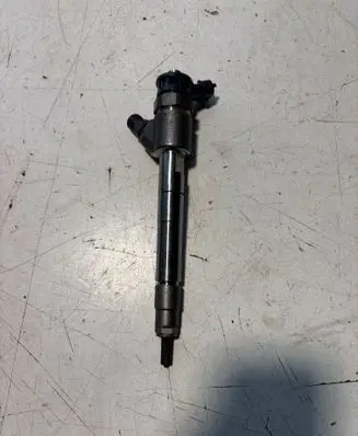 Opel Astra L Fuel injector 0445110954