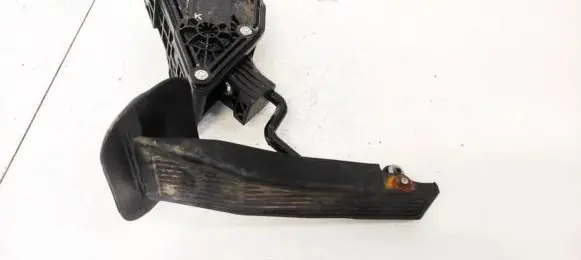 Honda Civic Accelerator throttle pedal 31310J03