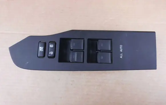 Toyota Auris E180 Electric window control switch 7423202E20