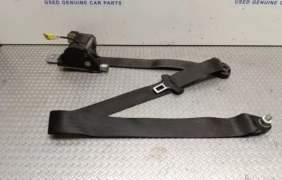 Iveco Daily 35 - 40.10 Front seatbelt 33004574H