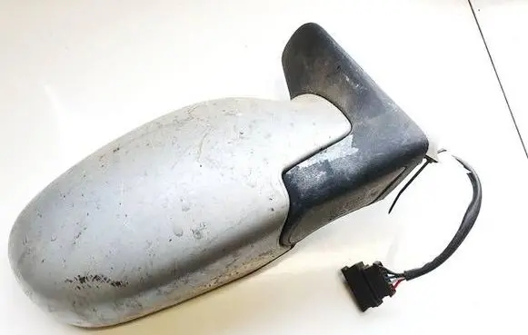 Volkswagen Sharan Front door electric wing mirror E1010414