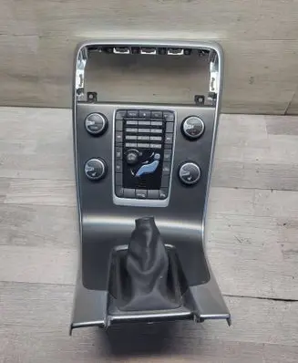 Volvo V60 Climate control unit 8632427