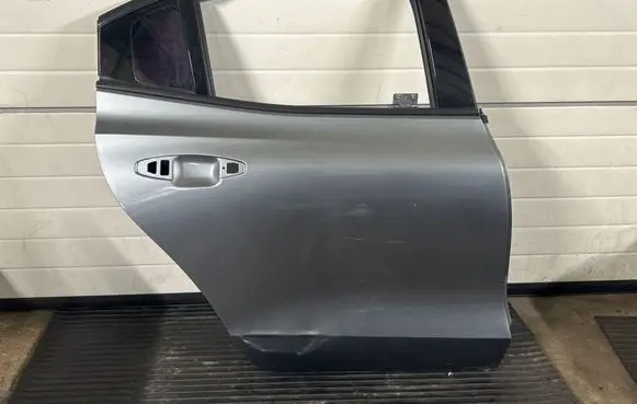 Volvo S60 Rear door 31479109