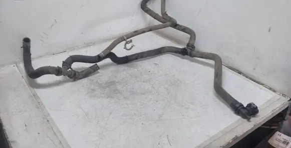 Renault Master III Engine coolant pipe/hose